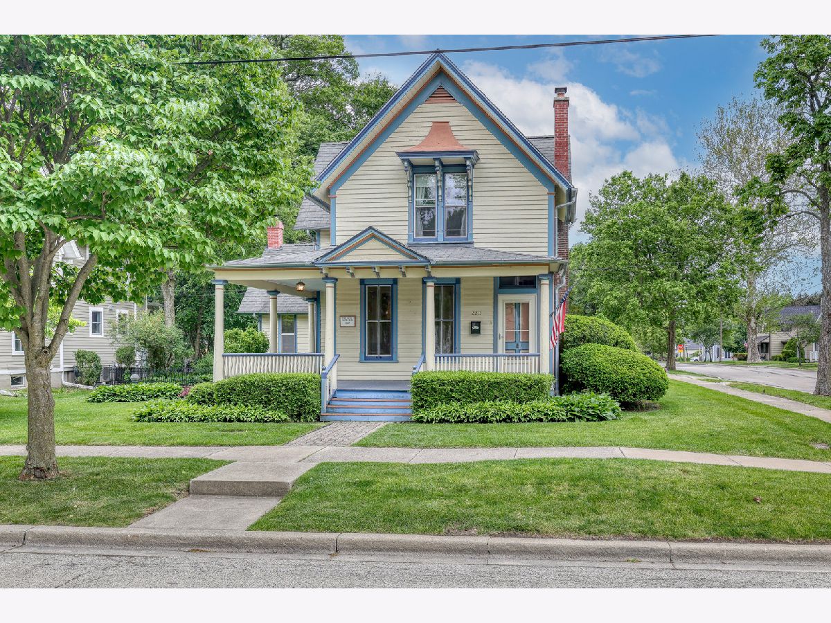  For Sale West Dundee Illinois, 220 5th Street