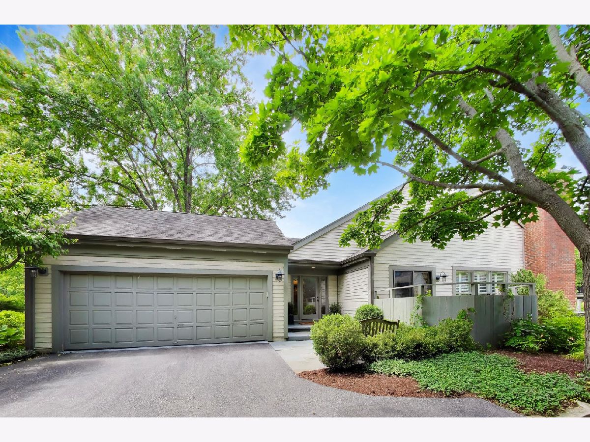  For Sale Lake Bluff Illinois, 32 Warrington Drive