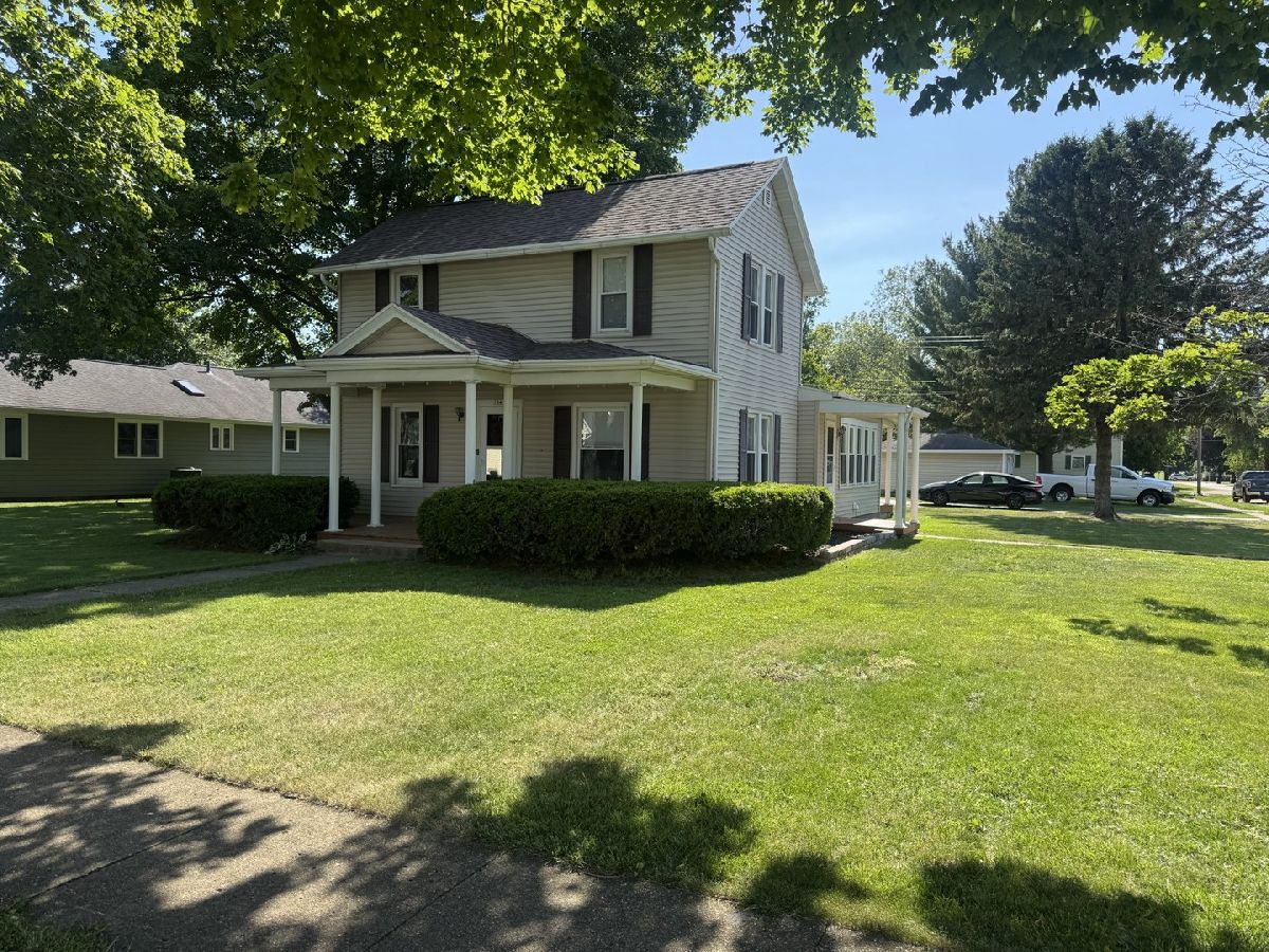 For Sale Ladd Illinois, 134 Bureau Avenue
