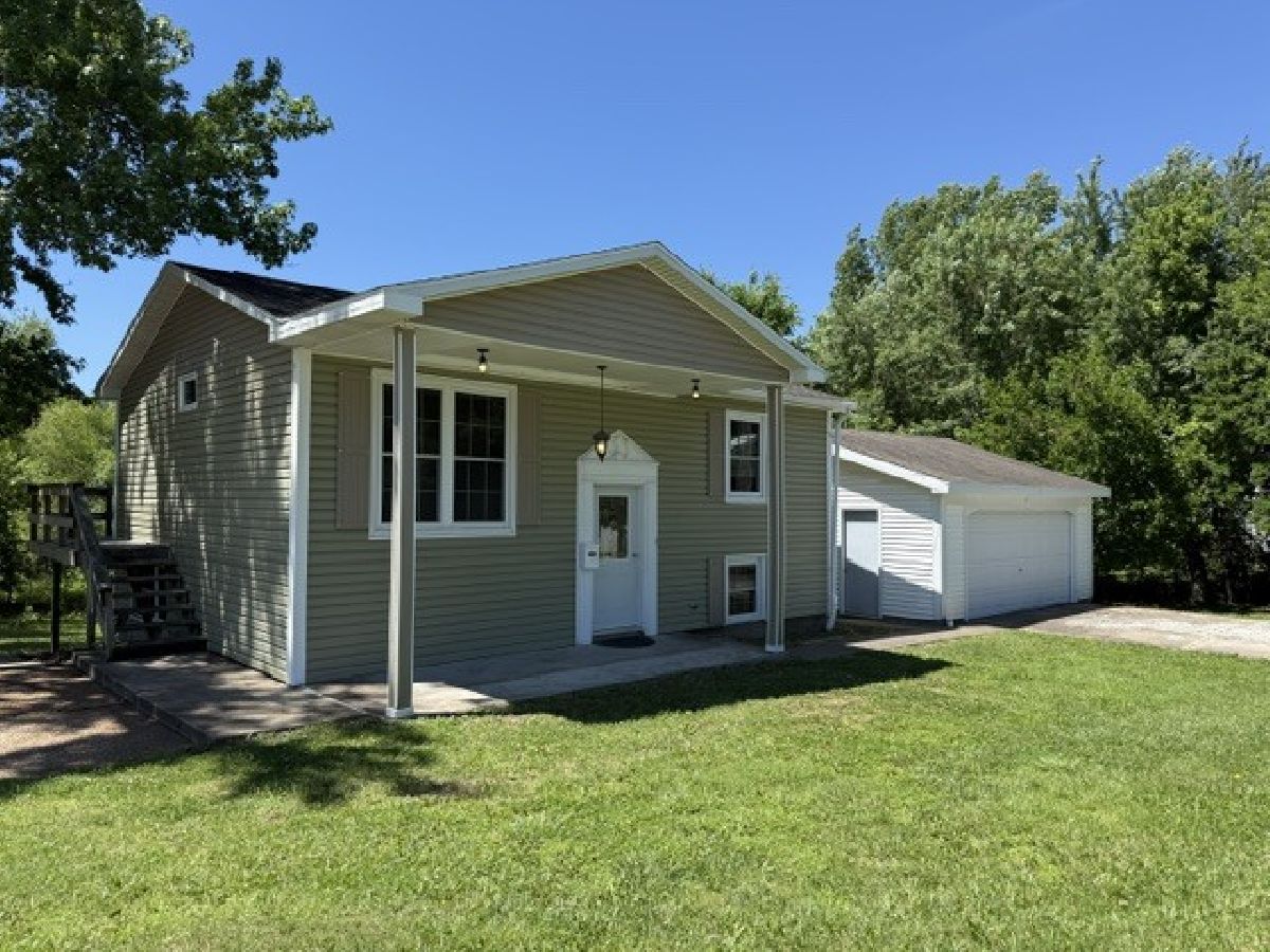  Sold Carterville Illinois, 303 Prentice