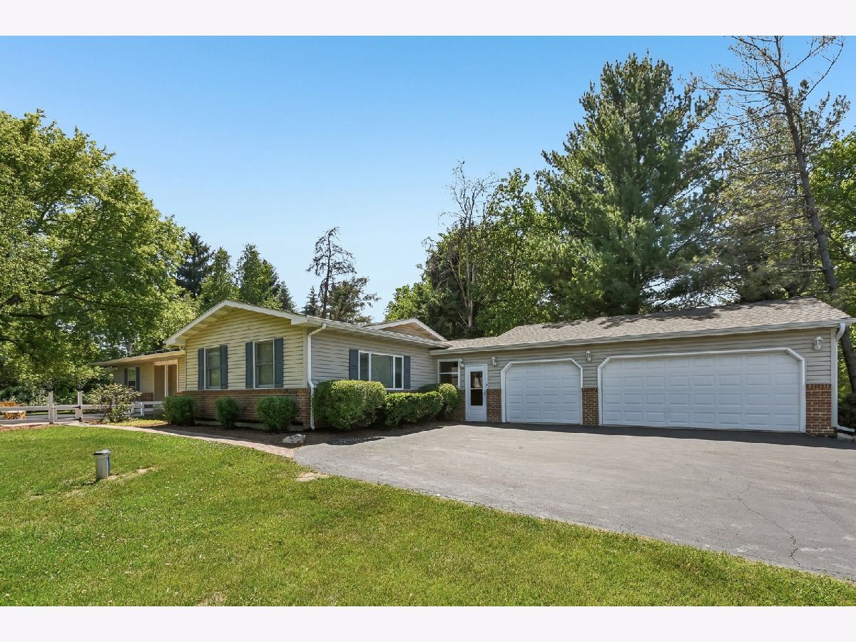  For Sale Crystal Lake Illinois, 6511 Sands Road