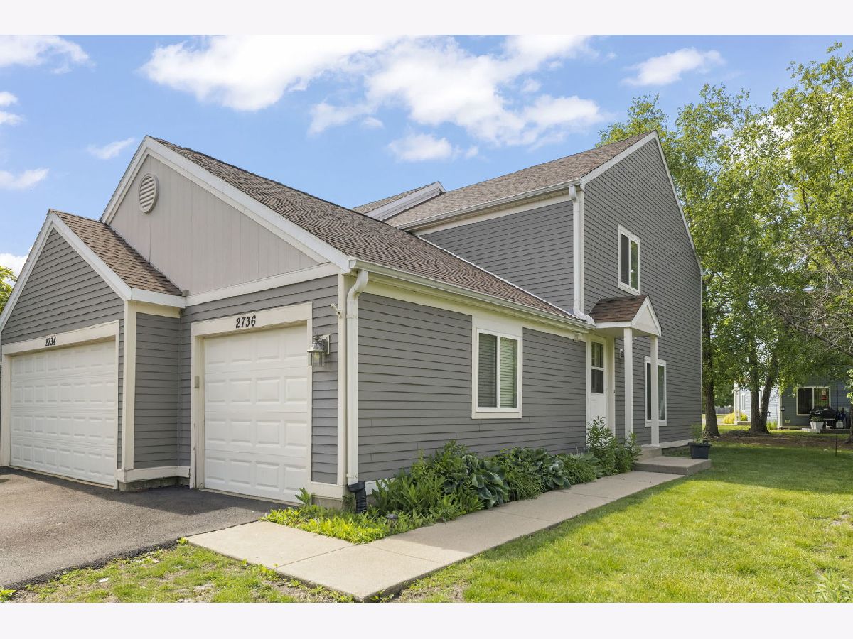 Townhomes For Sale Cinnamon Glen Aurora Illinois, 2736 Prairieview Lane