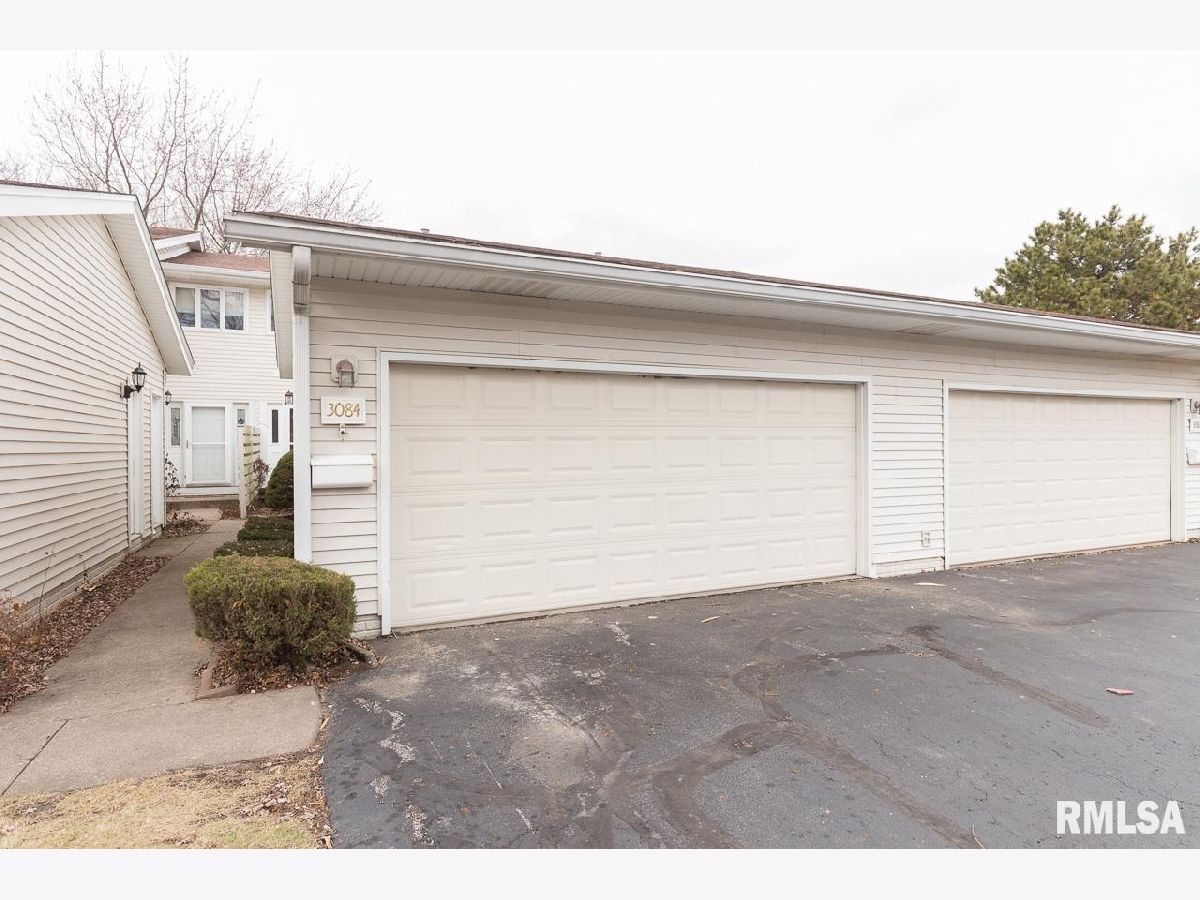  Rented Bettendorf Iowa, 3084 Parkwild