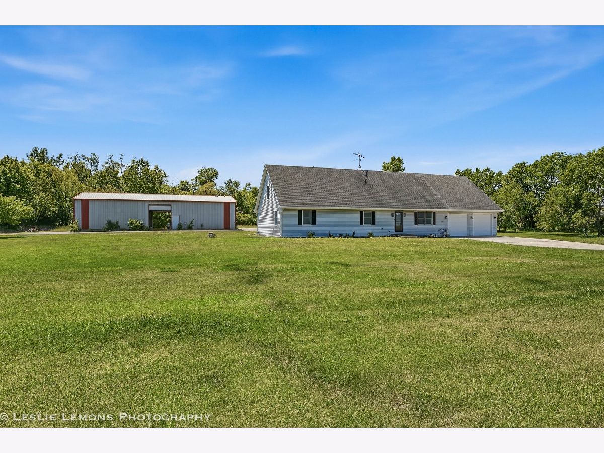  For Sale Coal City Illinois, 8705 Pine Bluff Road