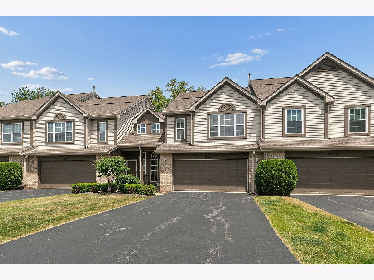 Townhomes & Condos For Sale Woodmere Darien Illinois, 2772 Whitlock Drive