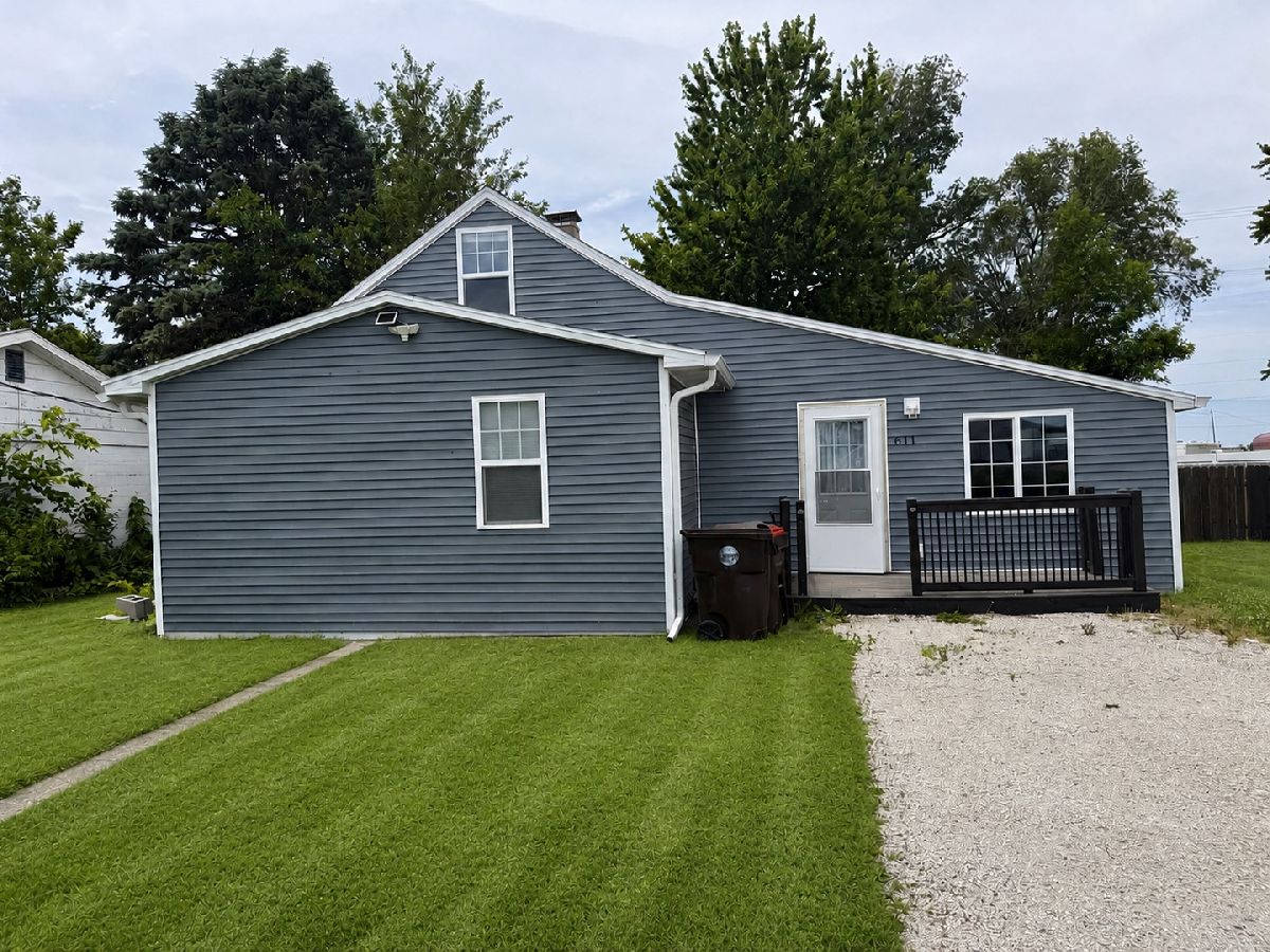  For Sale Wapella Illinois, 611 Chestnut Street