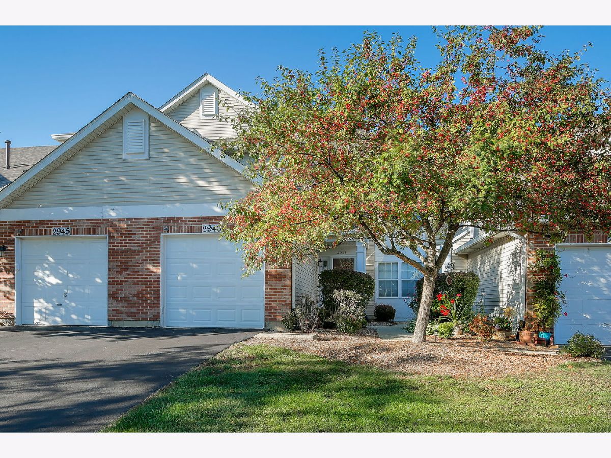 Townhomes & Condos Rented Crosswinds Naperville Illinois, 2943 Kentshire