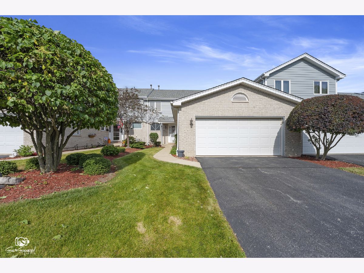  For Sale Tinley Park Illinois, 8740 Ballycastle Lane