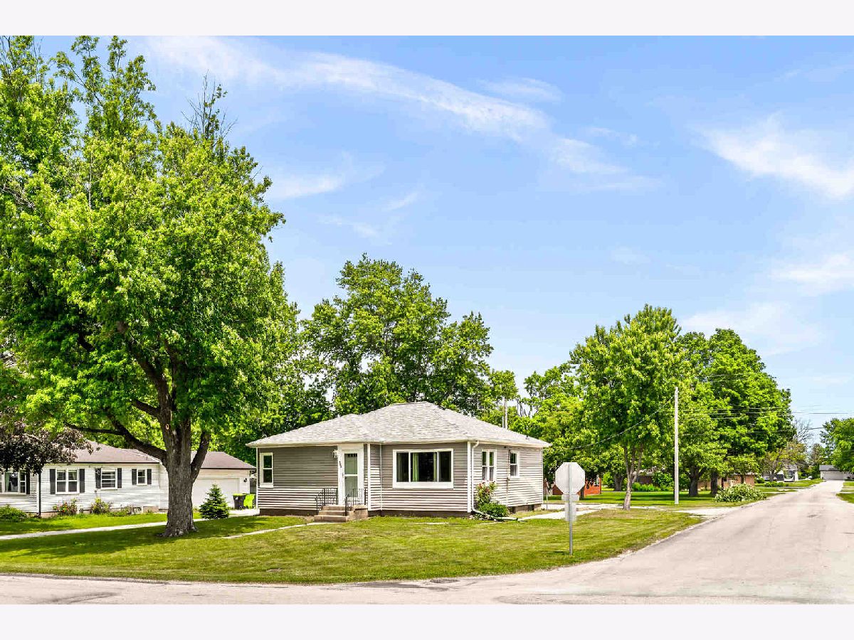  For Sale Chenoa Illinois, 525 Grant Street