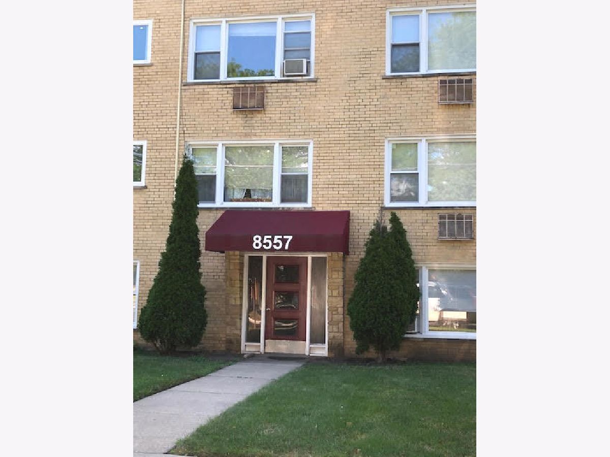  For Rent Skokie Illinois, 8557 Niles Center