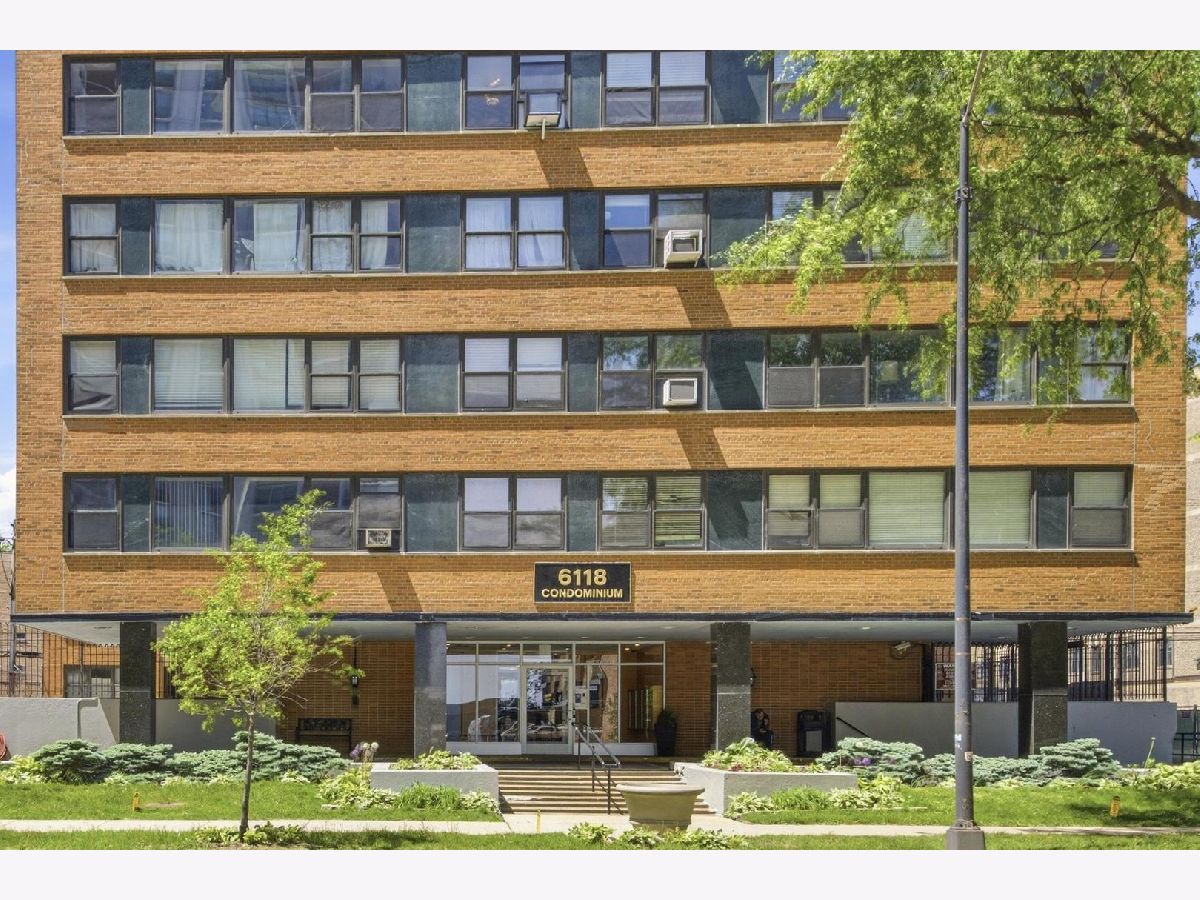  Rented Chicago Illinois, 6118 Sheridan