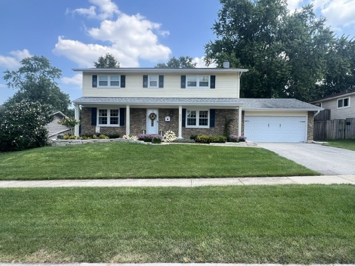  Sold Woodridge Illinois, 6405 Maxwell