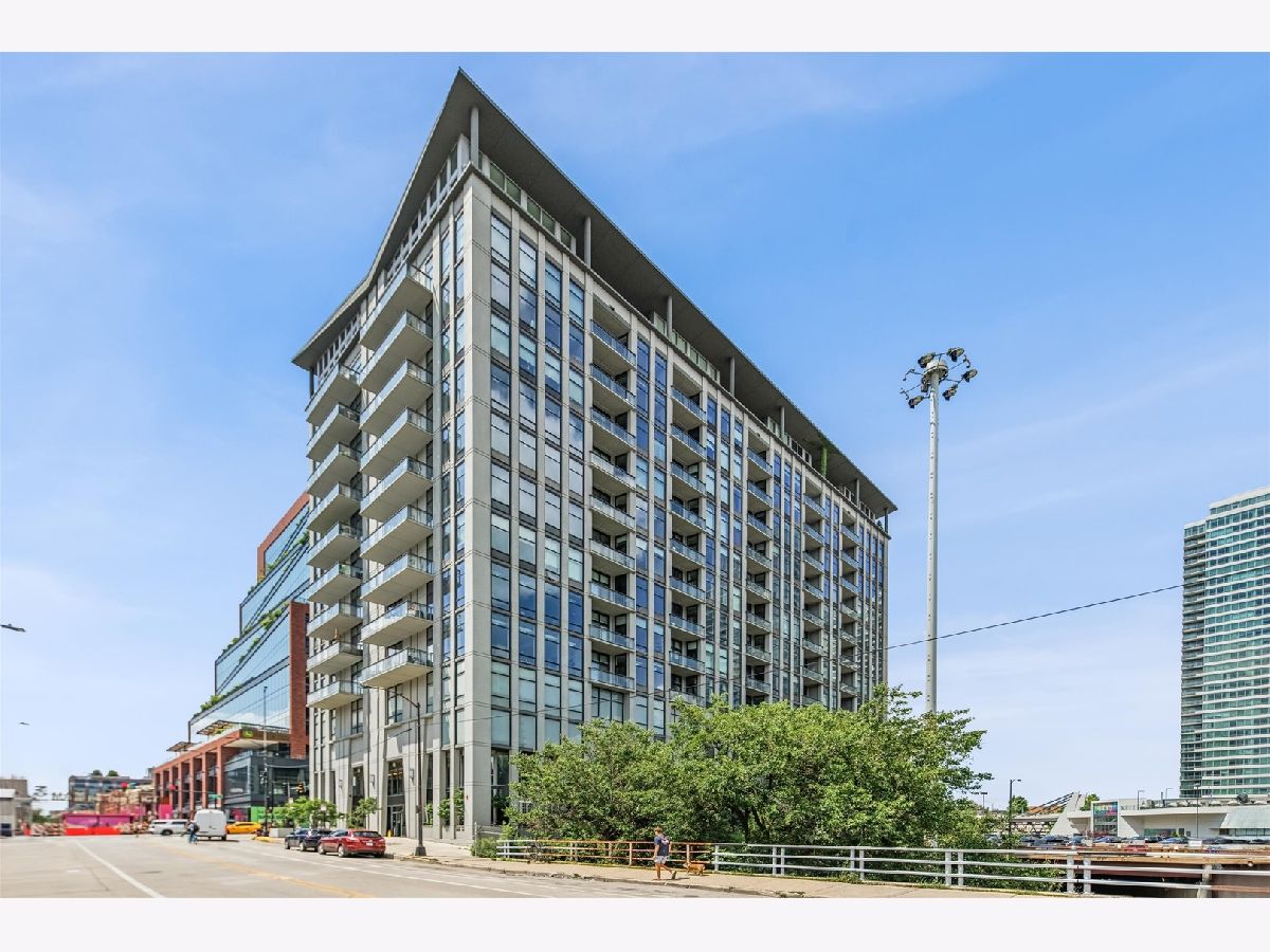  For Sale Chicago Illinois, 740 Fulton Street
