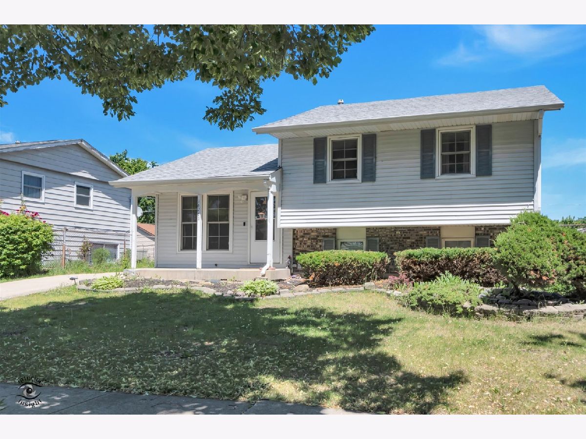  For Sale Orland Hills Illinois, 16261 92nd Avenue