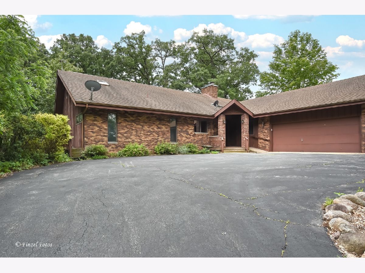  For Sale Harvard Illinois, 17001 Mcguire Road