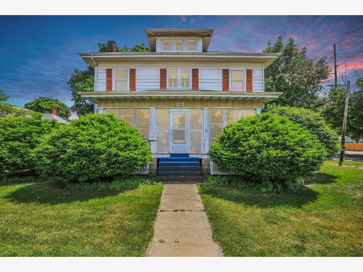  For Sale Fairbury Illinois, 213 Oak Street