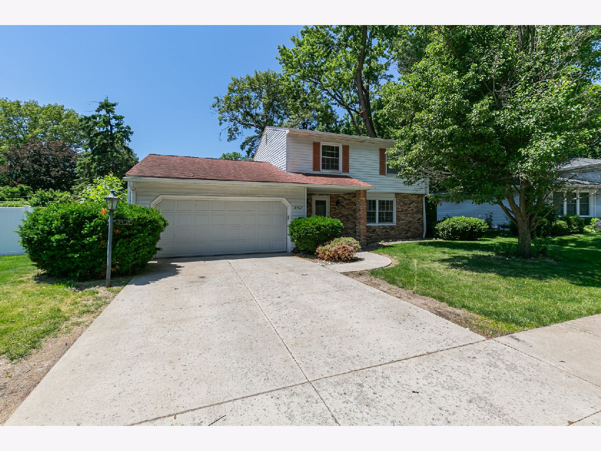  Rented Moline Illinois, 3421 56th Street