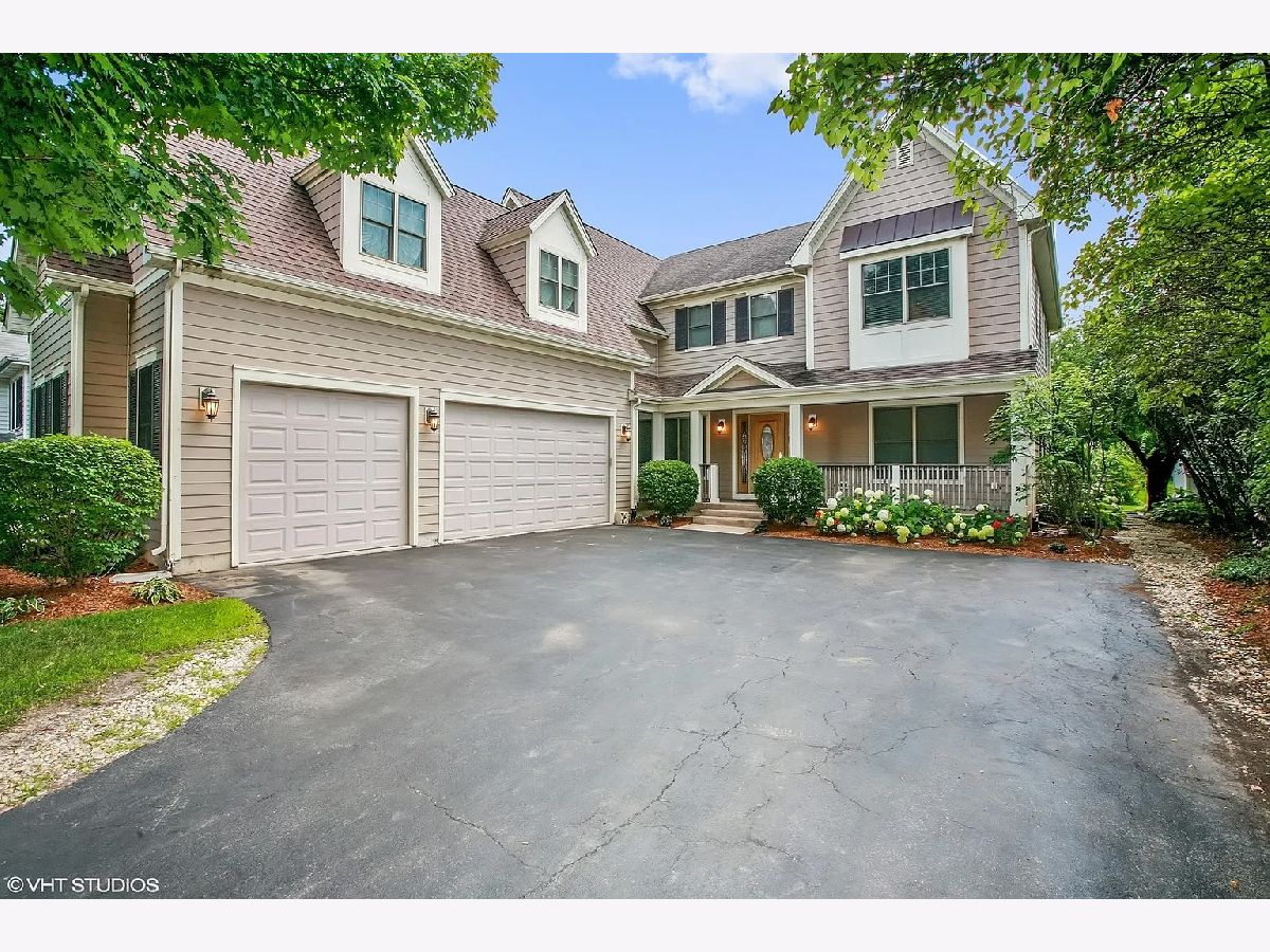  For Sale Libertyville Illinois, 141 Walnut Street