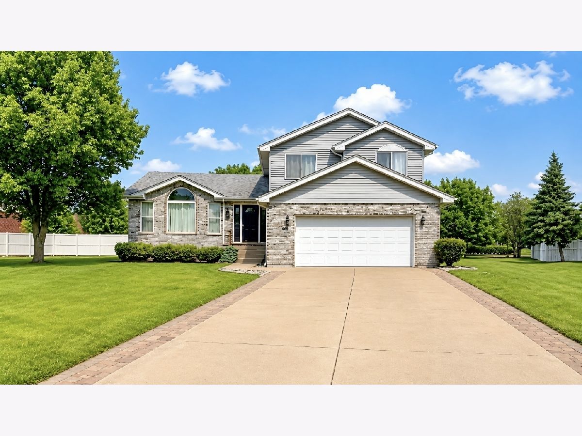 Homes For Sale Lakewood Estates Romeoville Illinois, 802 Winnebago Court