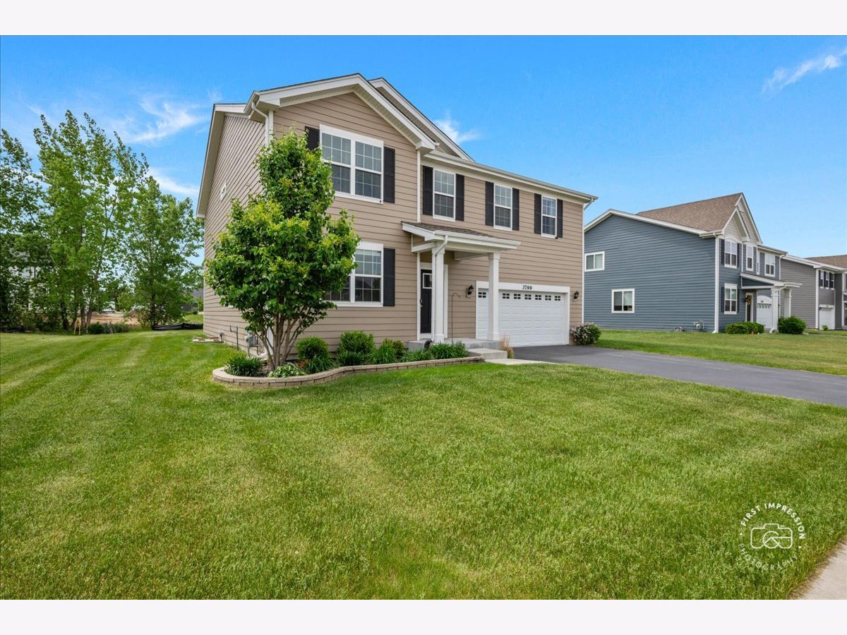  For Sale Elgin Illinois, 3799 Gardenia Drive