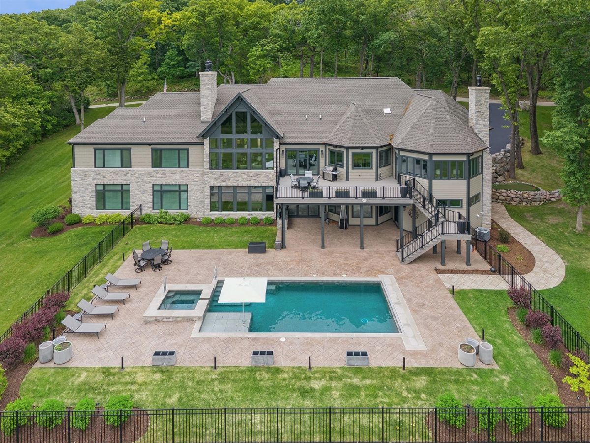  For Sale Crystal Lake Illinois, 3873 Carlisle Drive