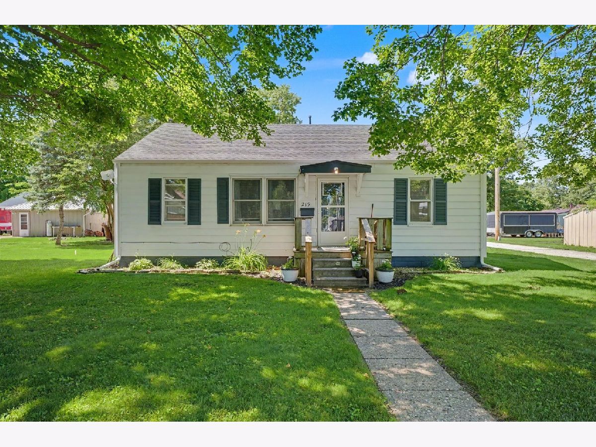  For Sale Gibson City Illinois, 219 4th Street