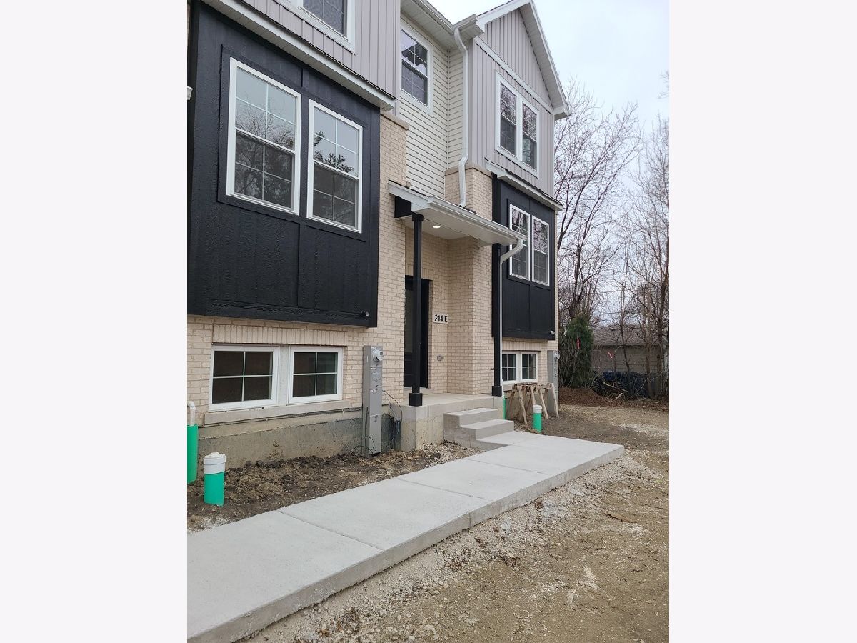  Rented Bensenville Illinois, 214 Walnut