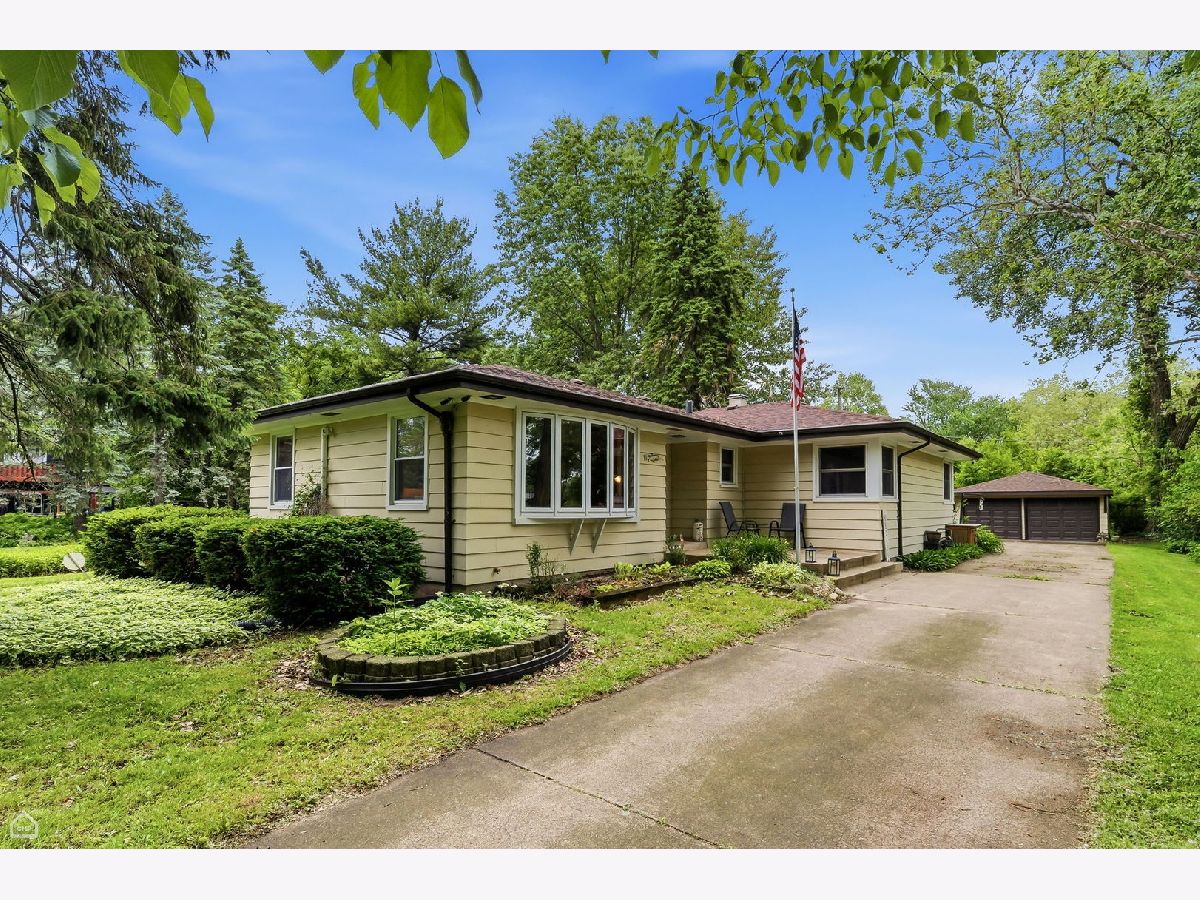  For Sale Dolton Illinois, 14721 Lakeside Avenue