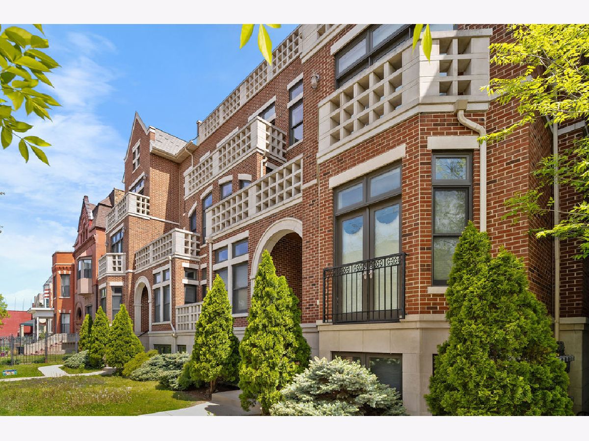  For Sale Chicago Illinois, 4355 Lake Park Avenue