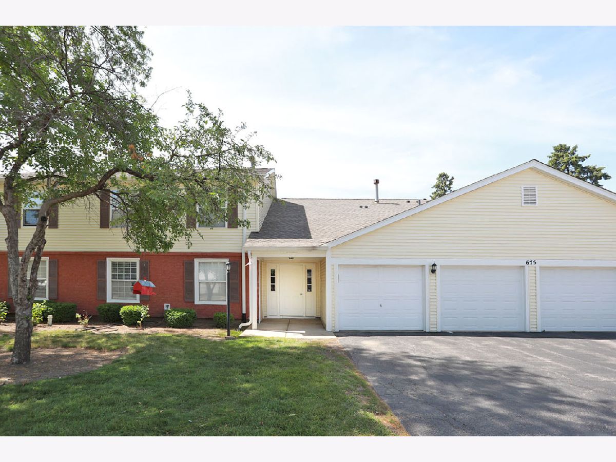  For Sale Bartlett Illinois, 675 Greenfield Court