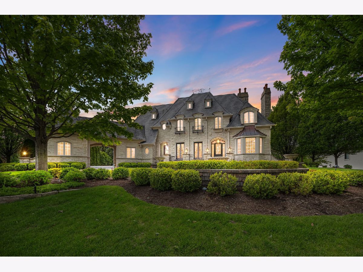  For Sale Oak Brook Illinois, 50 Baybrook Lane