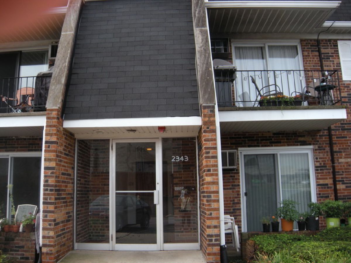 Condominiums For Sale Fairway Grove Downers Grove Illinois, 2343 Ogden Avenue