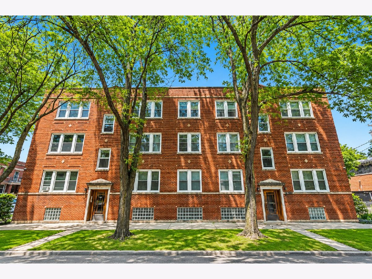  Rented Chicago Illinois, 2514 Belle Plaine