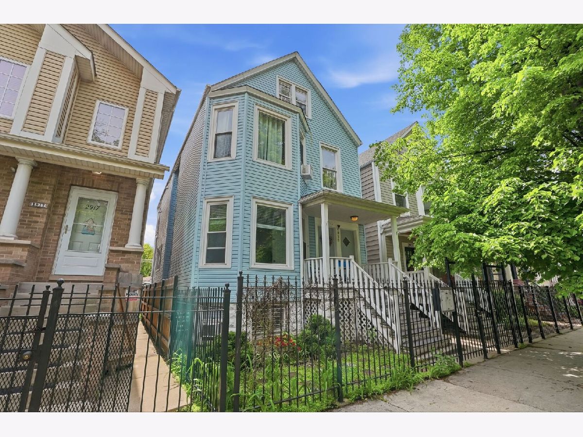  For Sale Chicago Illinois, 2915 Dawson Avenue