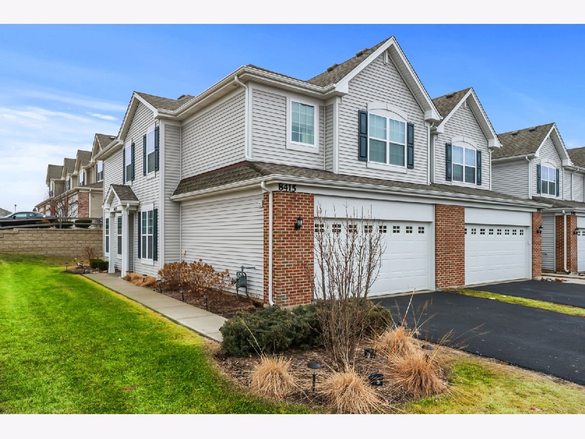 Townhomes & Homes For Sale Meadows Of West Bay Wonder Lake Illinois, 8415 Stillwater Road
