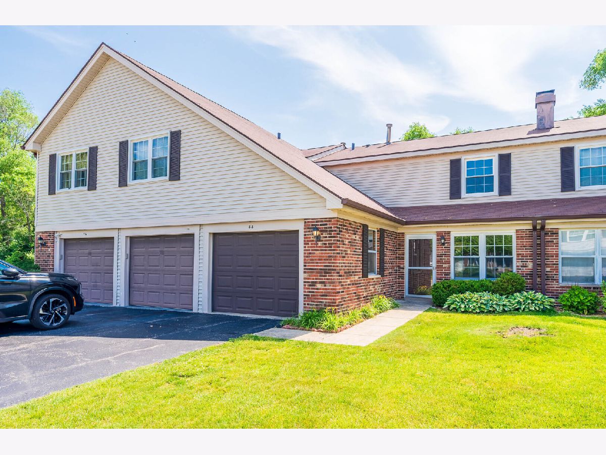  For Sale Cary Illinois, 44 Willow Circle
