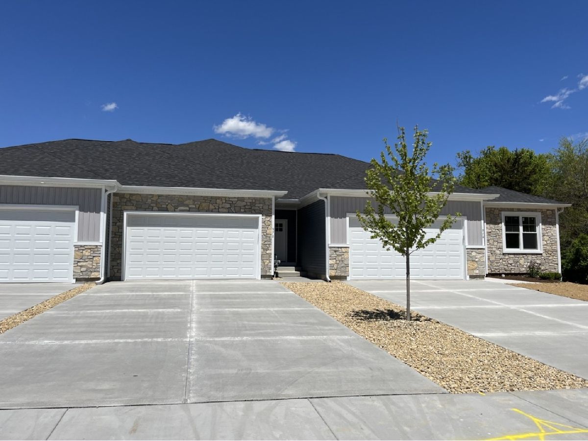  For Rent Marengo Illinois, 972 Meadow