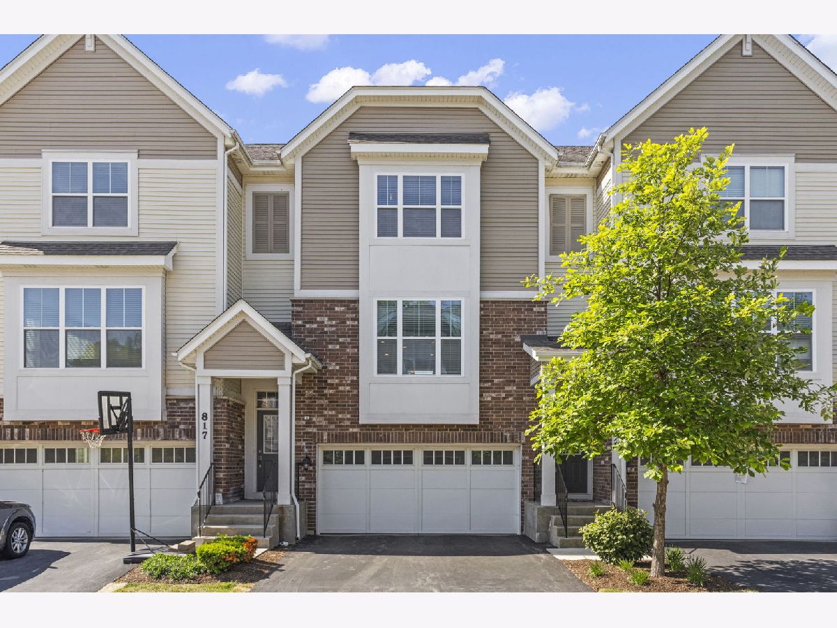  For Sale Palatine Illinois, 821 Chase Lane