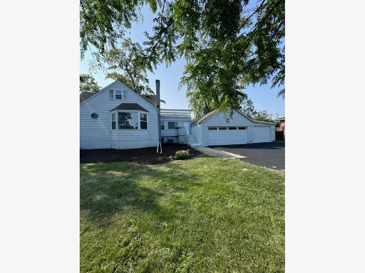  Rented Des Plaines Illinois, 33 Walnut