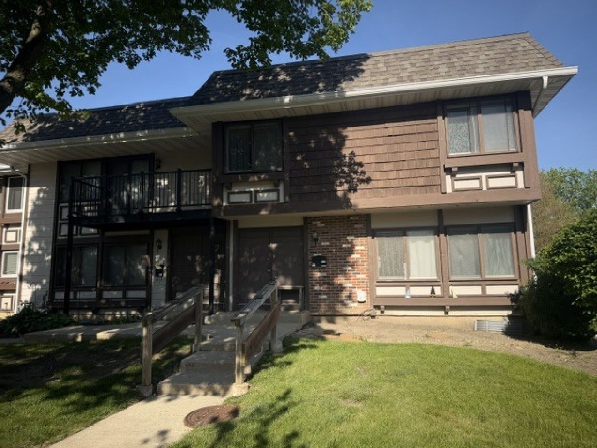  For Sale Hanover Park Illinois, 5504 Court C