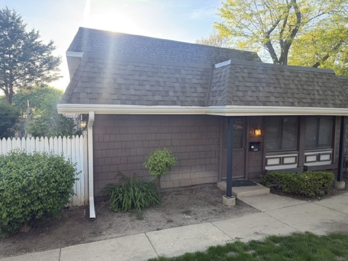  For Sale Hanover Park Illinois, 1333 Court Leona