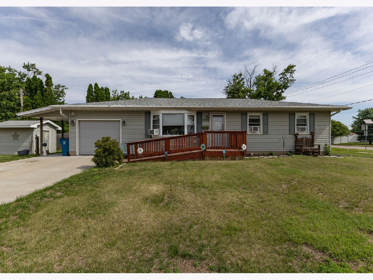  Sold Camanche Iowa, 706 14th