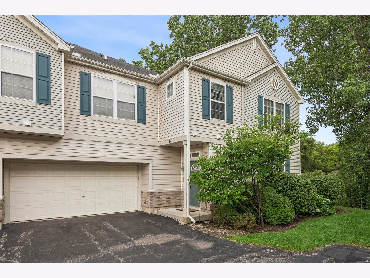 For Sale Lakemoor Illinois, 641 Bridle Court