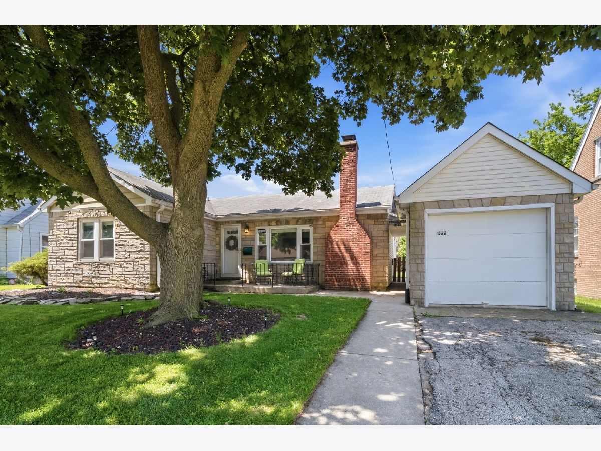  For Sale Berkeley Illinois, 1522 Hillside Avenue