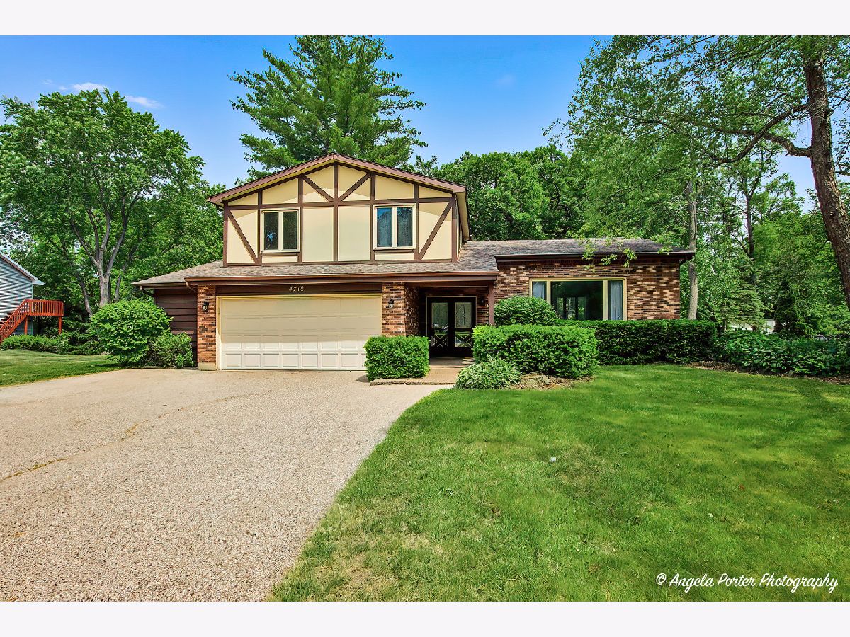  For Sale Mchenry Illinois, 4718 Lake Dawnwood Drive