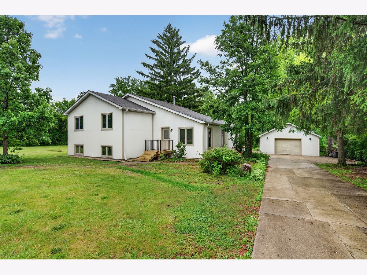  For Sale West Chicago Illinois, 33 Valewood Road