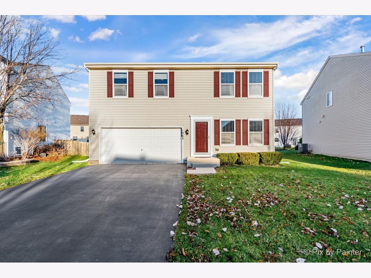 Townhomes & Condos & Homes For Rent Cambridge Lakes Pingree Grove Illinois, 1065 Port Royal