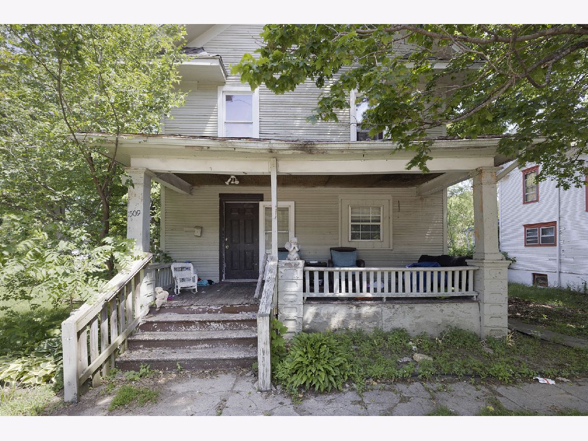  For Sale Rockford Illinois, 1509 School Street