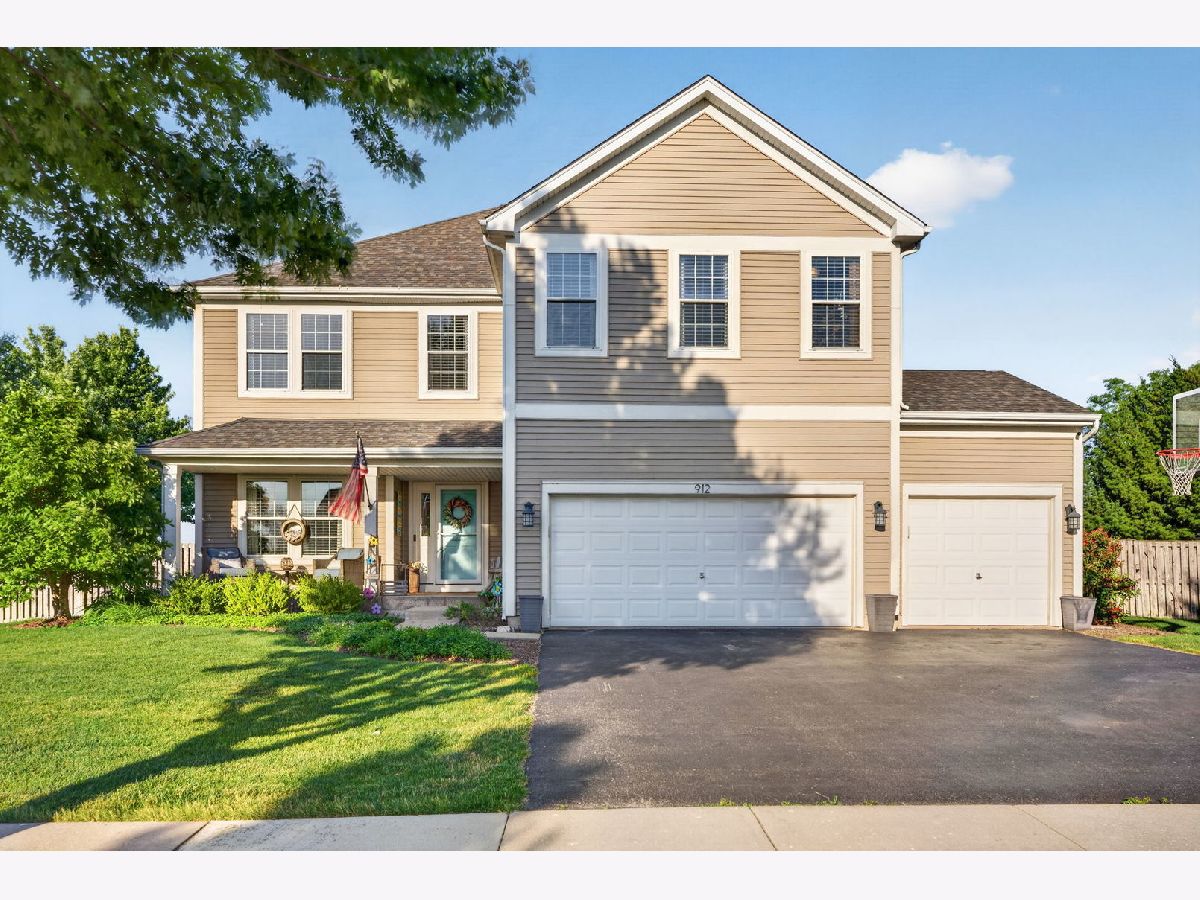 Homes For Sale Kearney Glen Joliet Illinois, 912 Hudson Drive