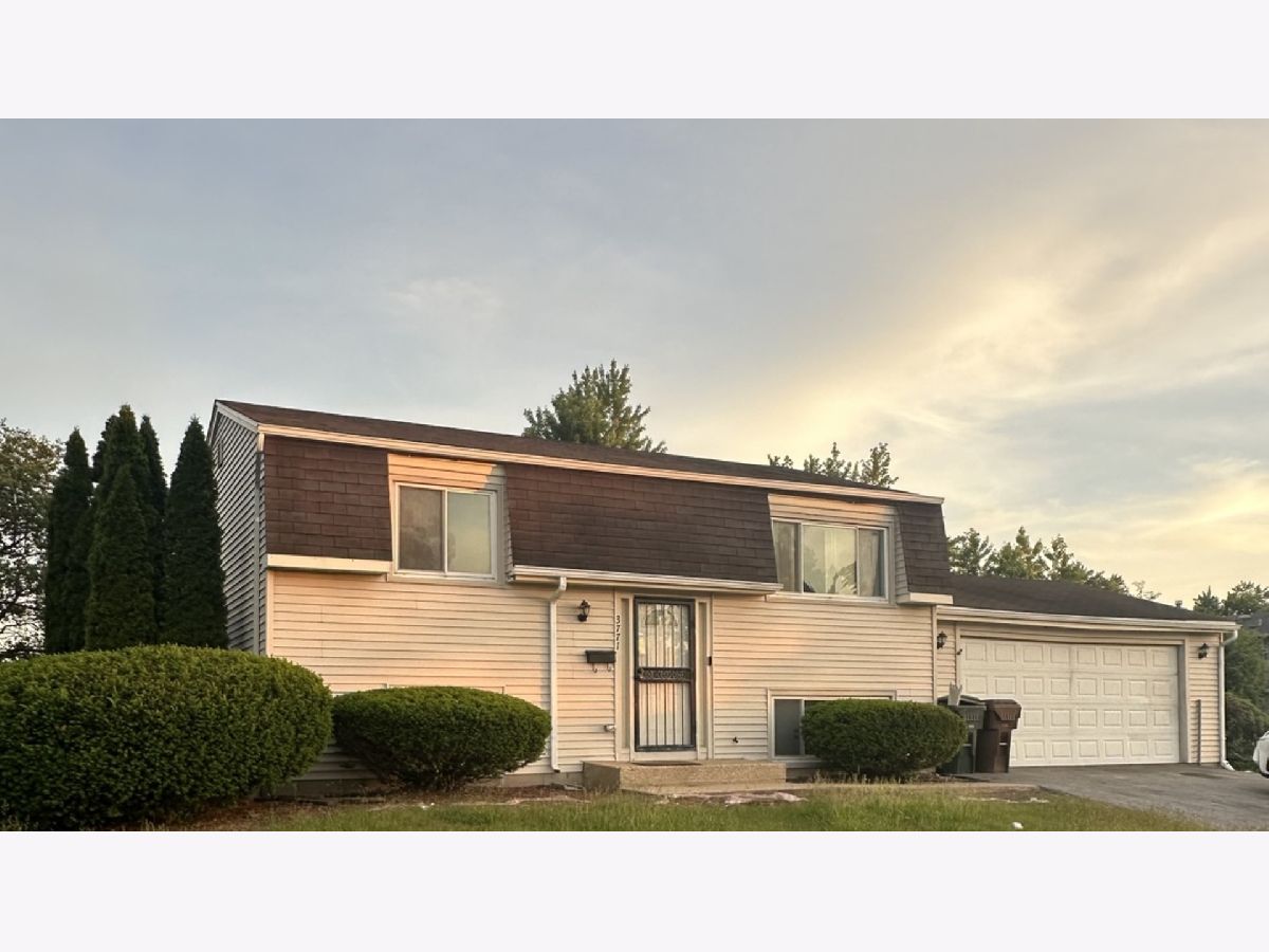  For Sale Country Club Hills Illinois, 3771 Highland Place